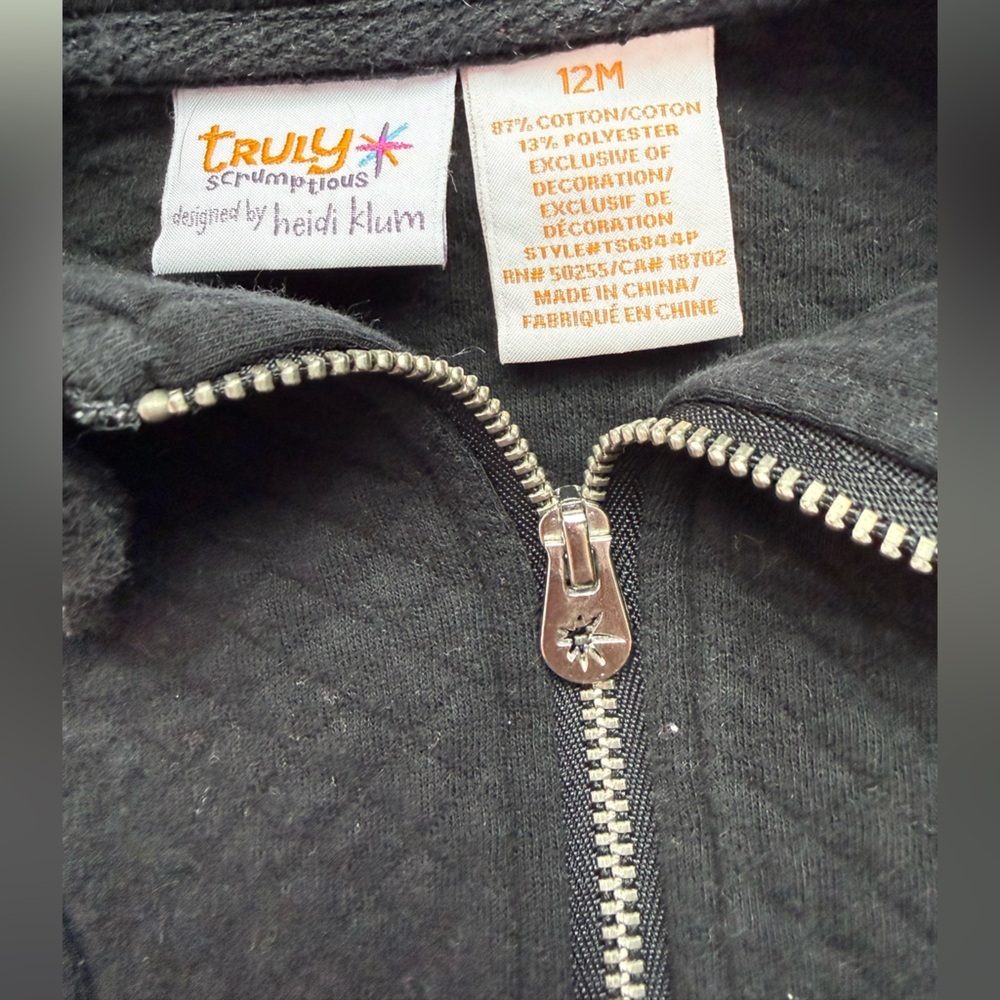 Truly scrumptious by Heidi Klum Black Quilted Baby Jacket size 12m - Picture 3 of 3